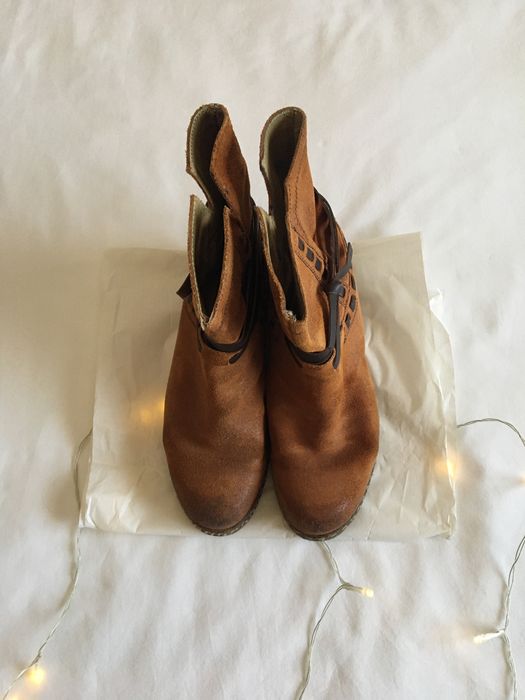 Botas em pele Dkode