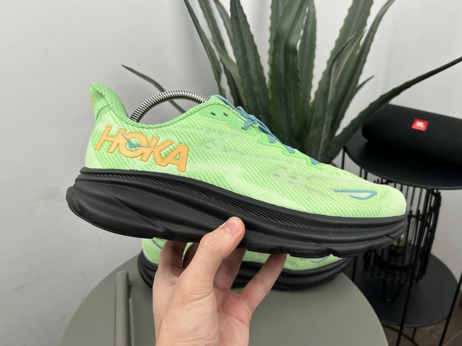 Оригінал! Кросівки Hoka Clifton 9 44.5 розмір М05452