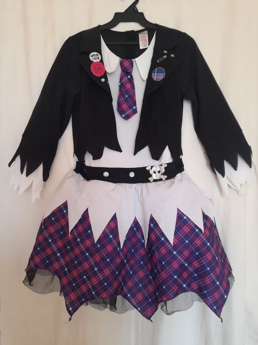 Карнавальні жіночі костюми