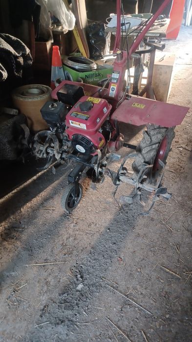 Motocultivador como novo