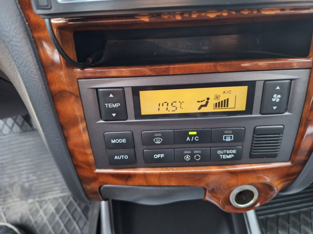 Hyundai Elantra sprzedam lub zamienie