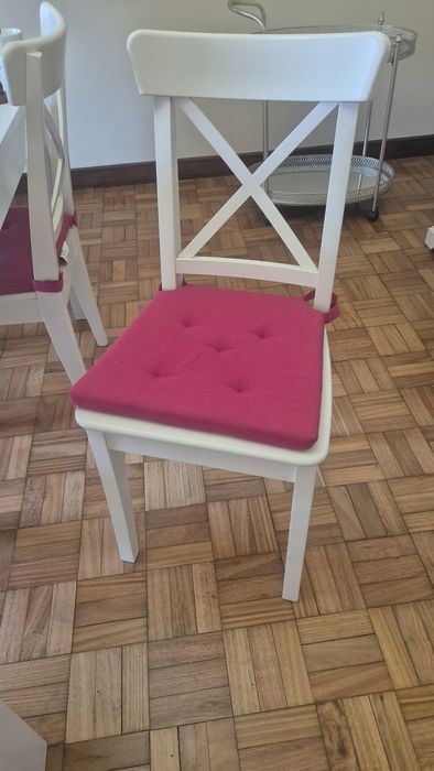 Cadeiras madeira IKEA