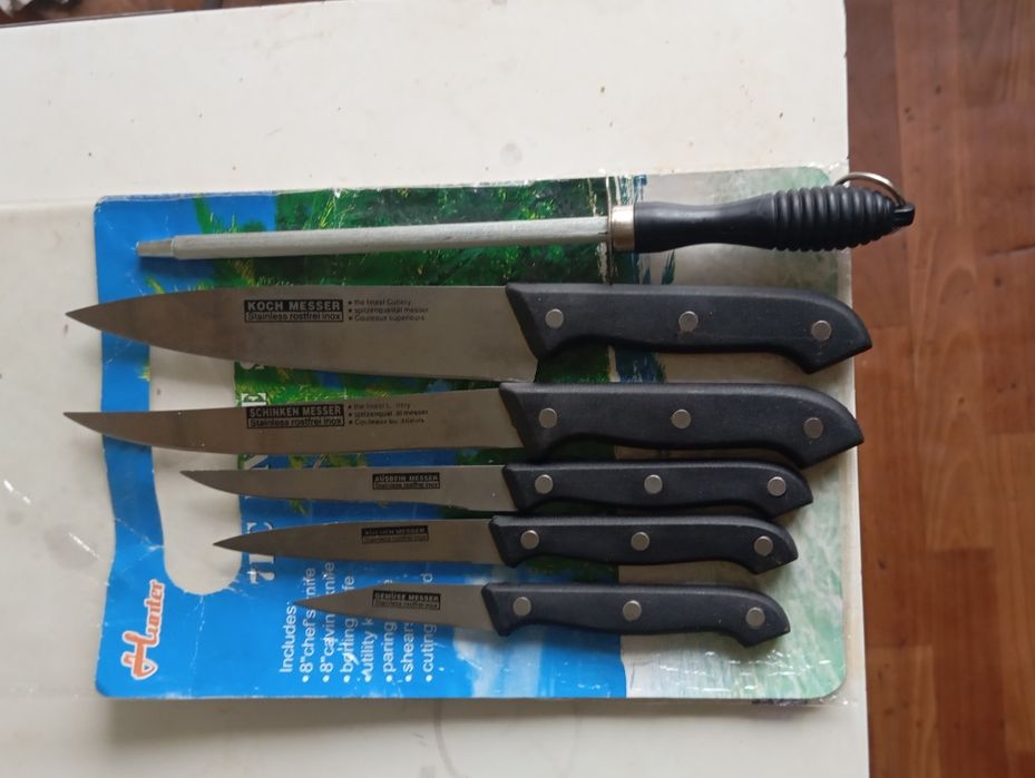Набор кухонных ножей