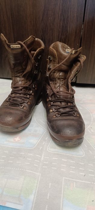 Берці Alt-Berg в гарному стані