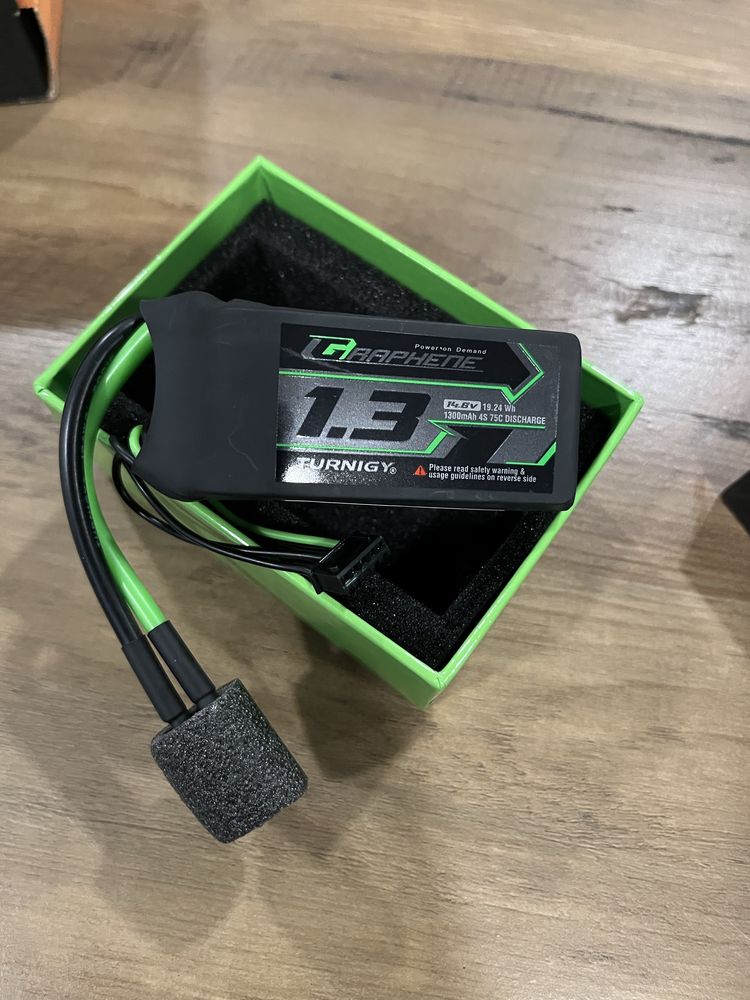 Baterias LiPo 4s Turnigy Graphene 1300 mAh 75C