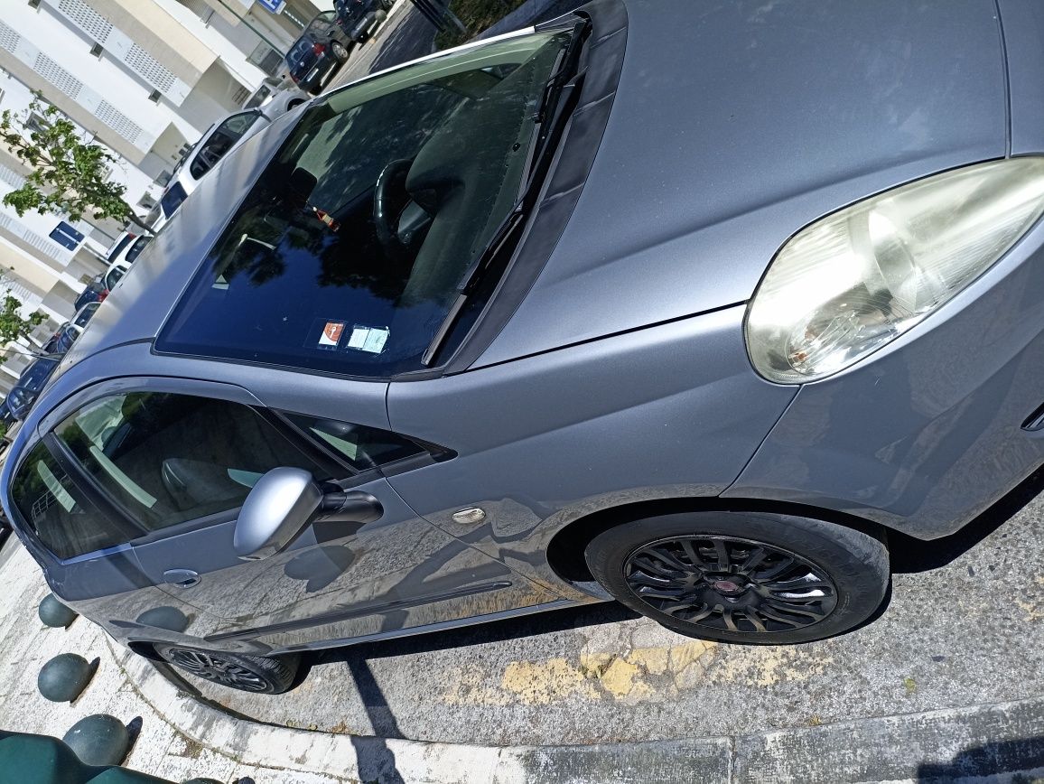 VENDO FIAT PUNTO 1.2 Gasolina