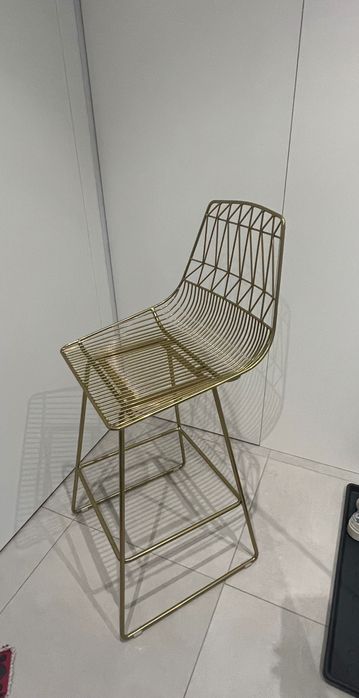 Dwa Złote krzesła  barowe