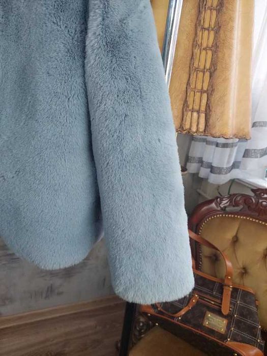 Tally Weijl piękny kożuszek futerko roz M