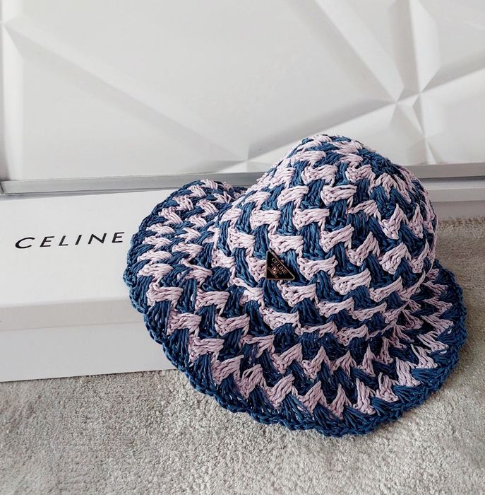 Celine szydełkowy kapelusz bucket hat sizal plażowy niebieski biały