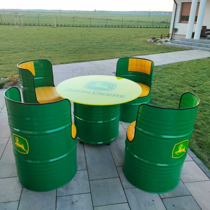 Zestaw  mebli ogrodowych John Deere