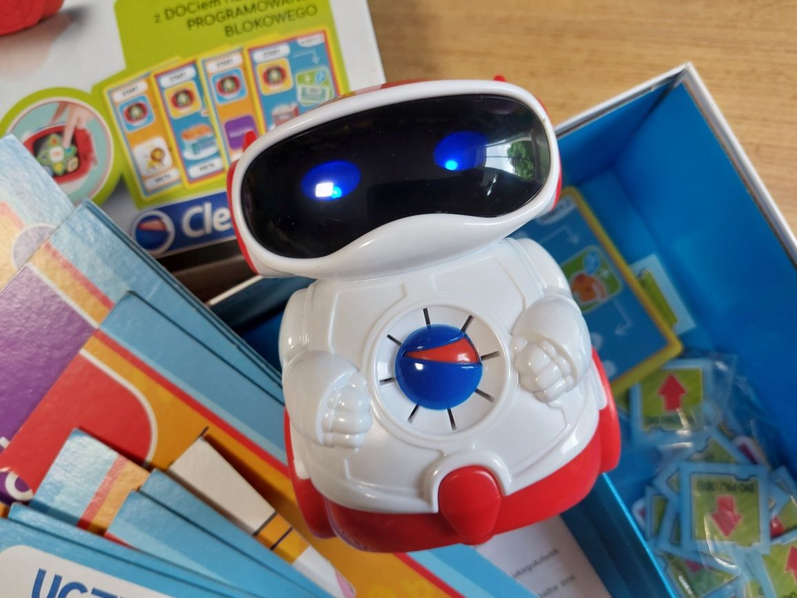 5+ DOC mówiący robot edukacyjny Clementoni coding lab