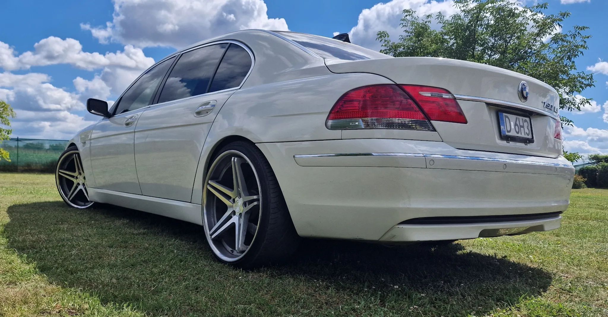 BMW Seria 7 BMW 750 Li (e66) 2006 alpinweiss 22" rant, dociągi, rolety