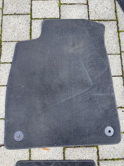 Dywaniki Lato/Zima Audi A4 b9 praktycznie nowe