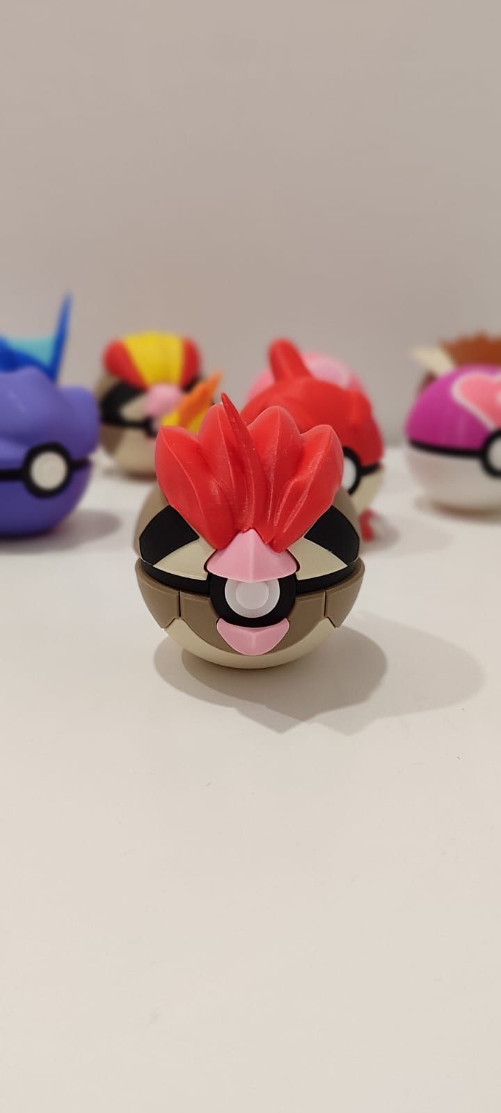 Pidgeotto pokeball pokemon 3d