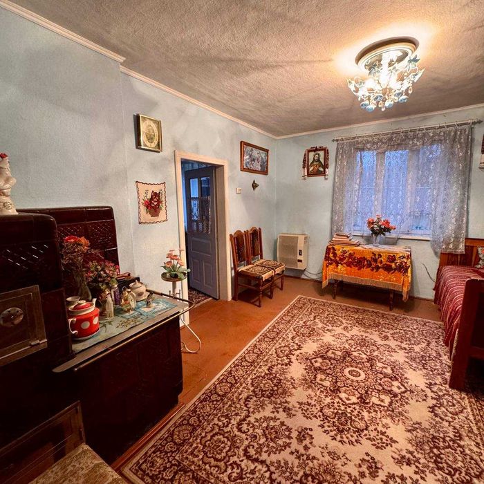 продаж будинку село Нижнів