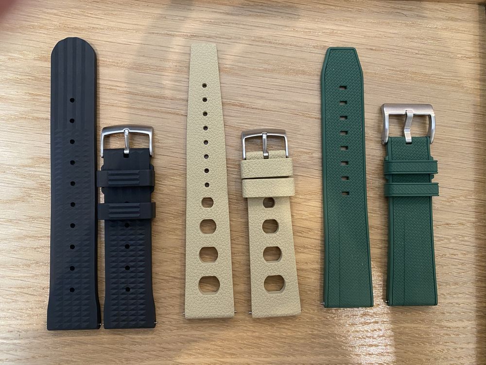 Braceletes em Borracha Novas - Tamanho 22mm