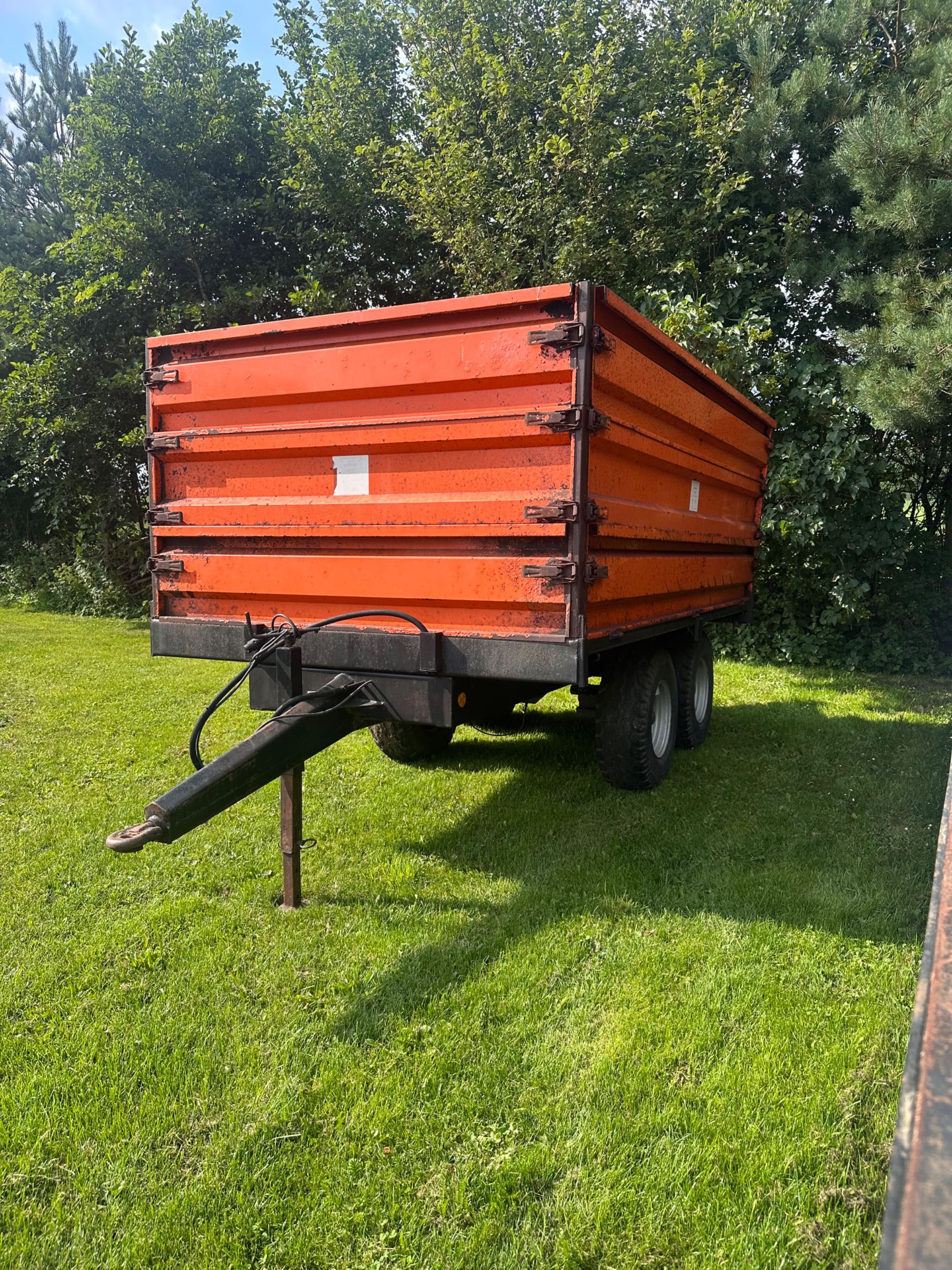 Przyczepa rolnicza tandem