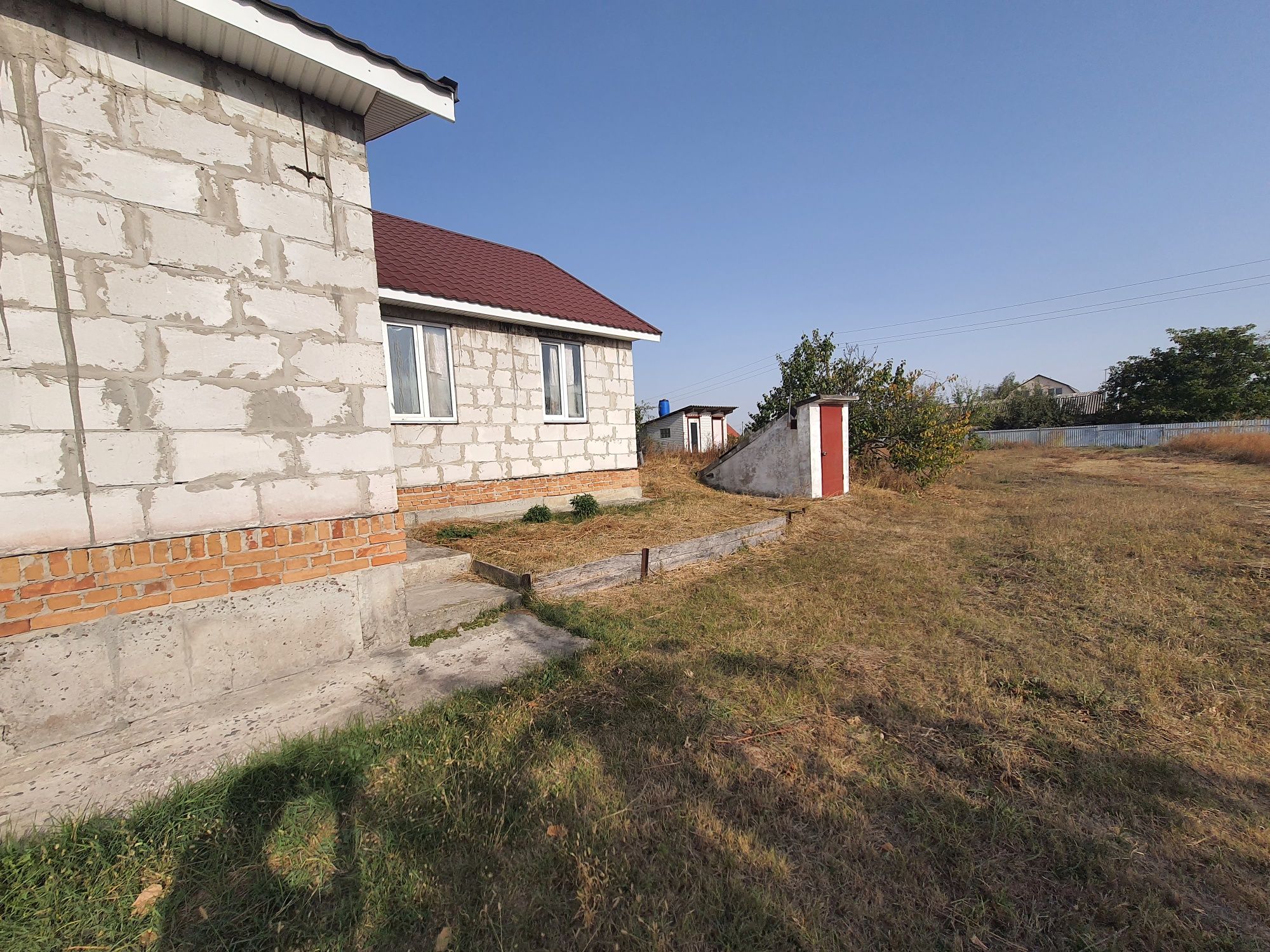 Продам Будинок с. Іванків, 20 соток, 120м2, 31Кв- елек. асф.під'їзд!