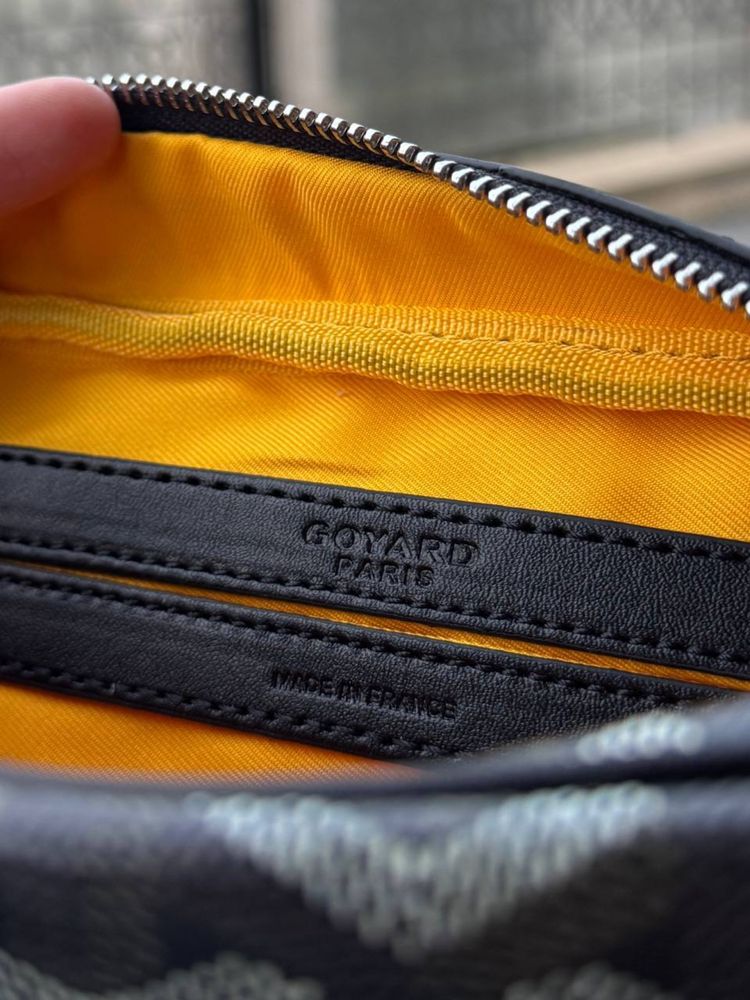 Сумка через плече від Goyard