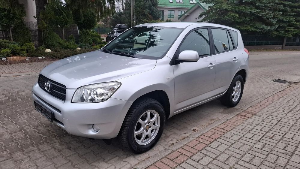Toyota RAV4 Automat 4×4 Dobrze wyposażona