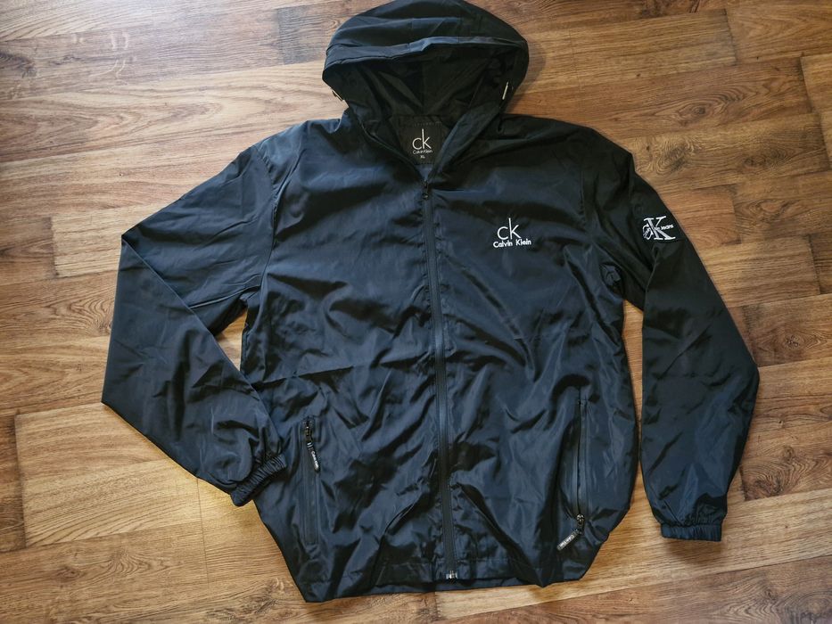 Nowa kurtka męska przejściówka Ck wiatrówka Xl 2xl kapturem czarna