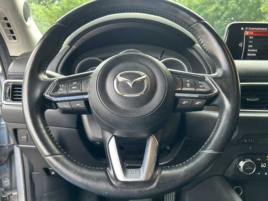 Mazda CX-5 Touring      2018