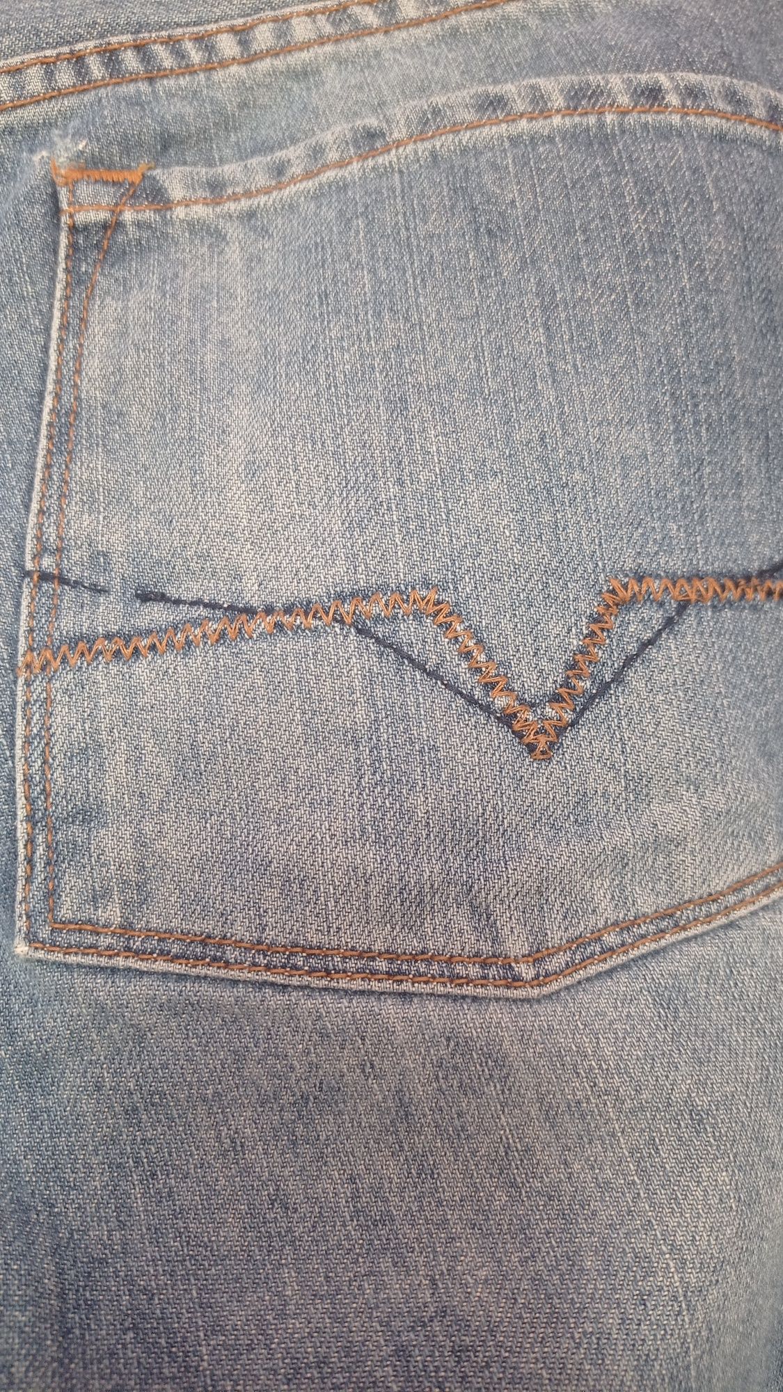 Джинси чоловічі Guess(R)32р