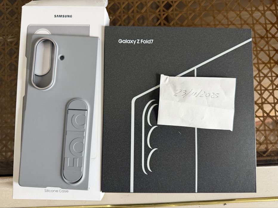 Samsung Galaxy Z Fold 7 Cinza