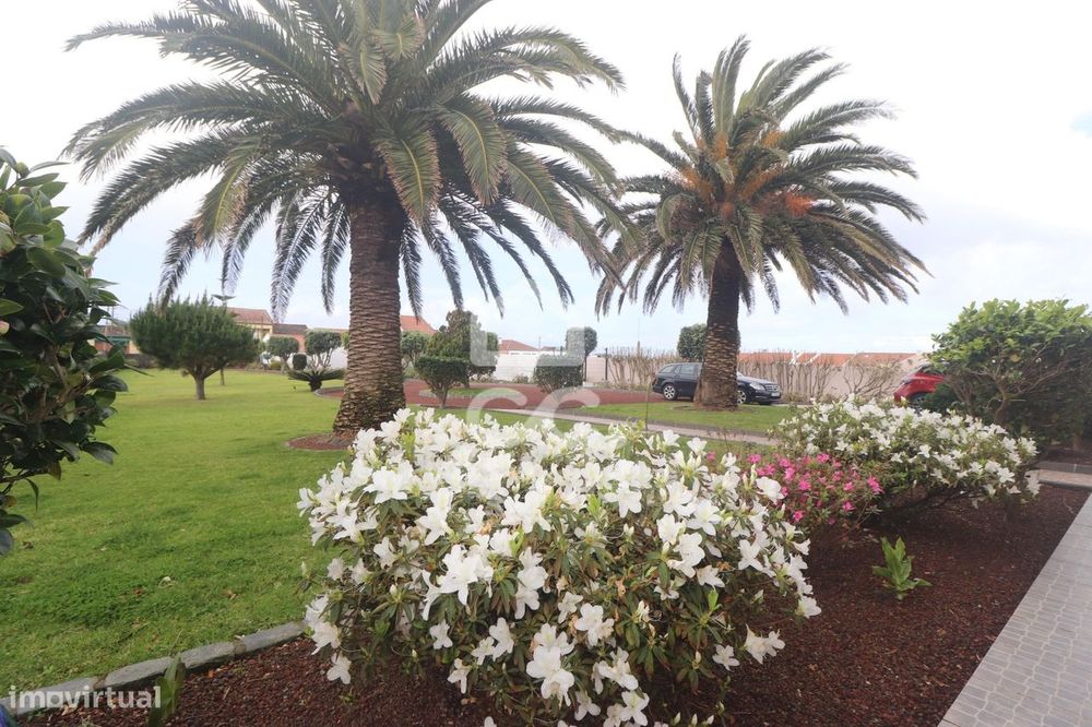 Moradia com 3 Quartos - Ribeirinha - Ribeira Grande