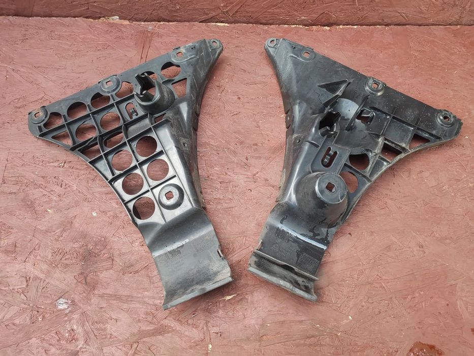 BMW E60 / E61LCI ORYGINALNY ŚLIZG ZDERZAKA TYŁ LEWY +PRAWY 1+1GRATIS POD ZDERZAK M-PAKIET O NR. 51 12 7 896 615 / 51 12 7 896 616 OEM W DOBRYM STANIE