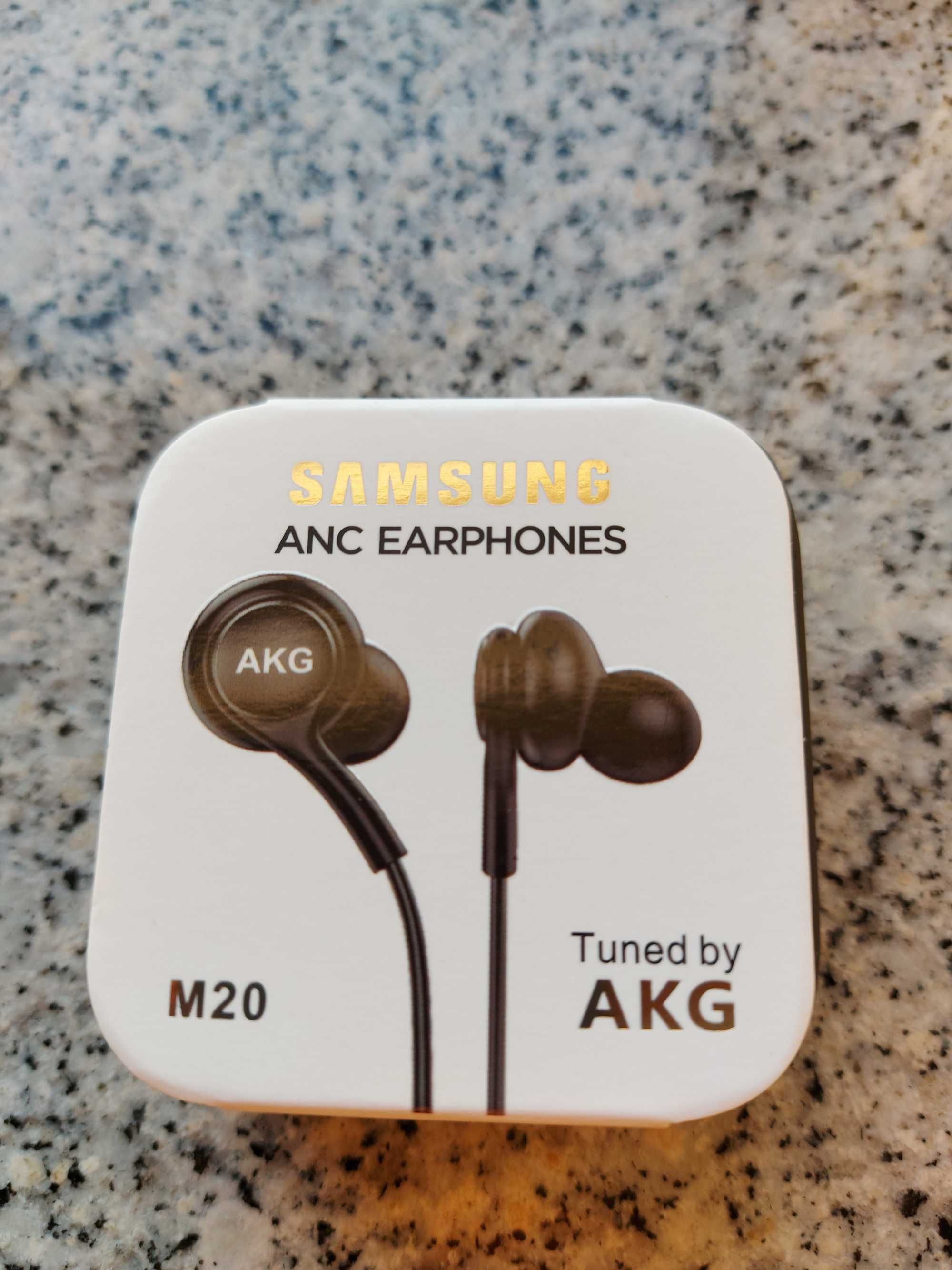 Auriculares akg samsung