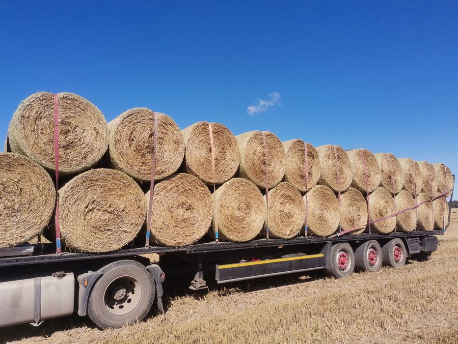 Słoma bele 130x120 pasówka John Deere 2025  Transport
