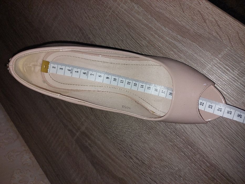 Туфлі бежеві  б/у