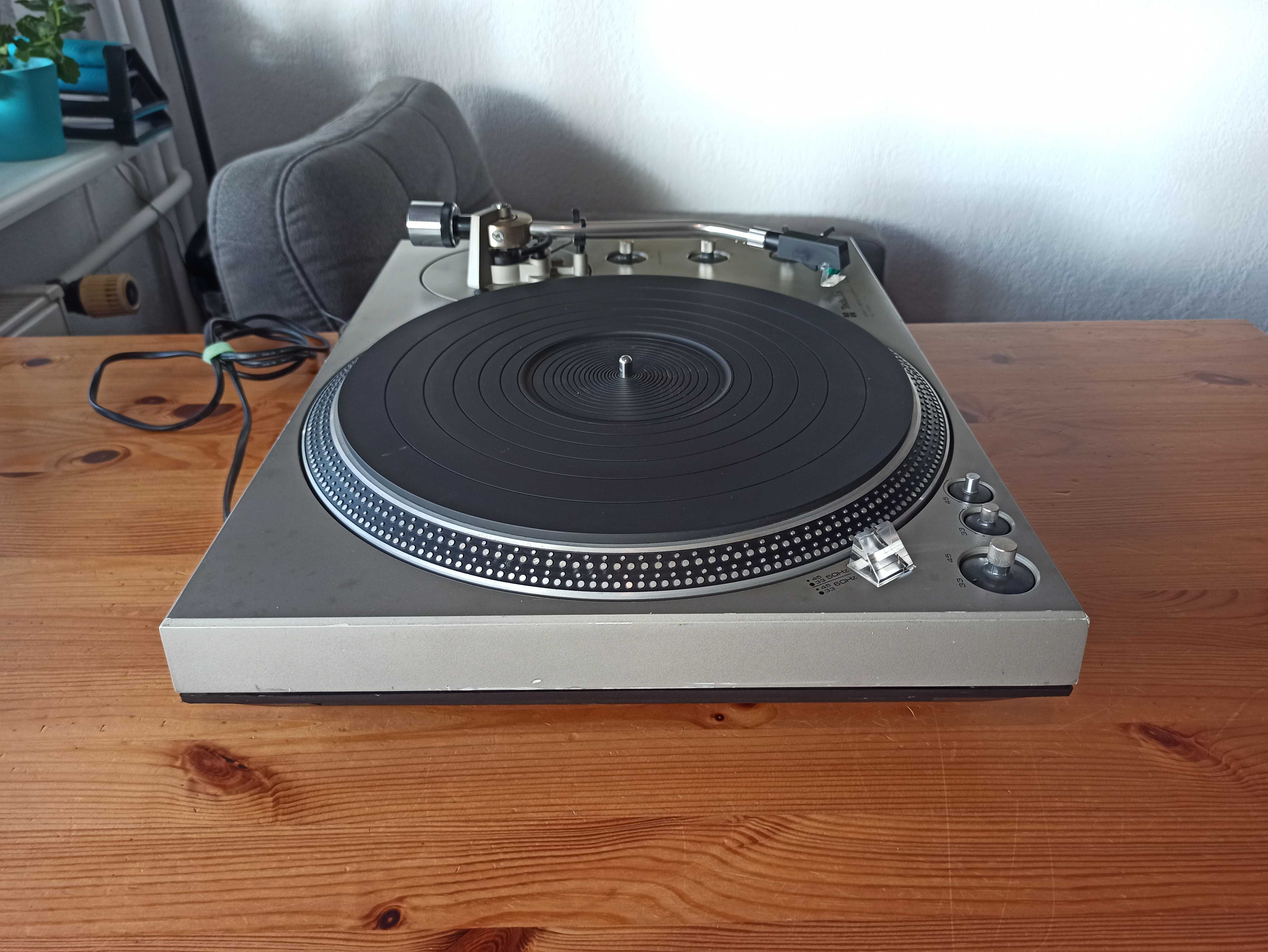 Gramofon Technics SL-1300 z wkładką EPC-271 (SL-1200 z automatem)