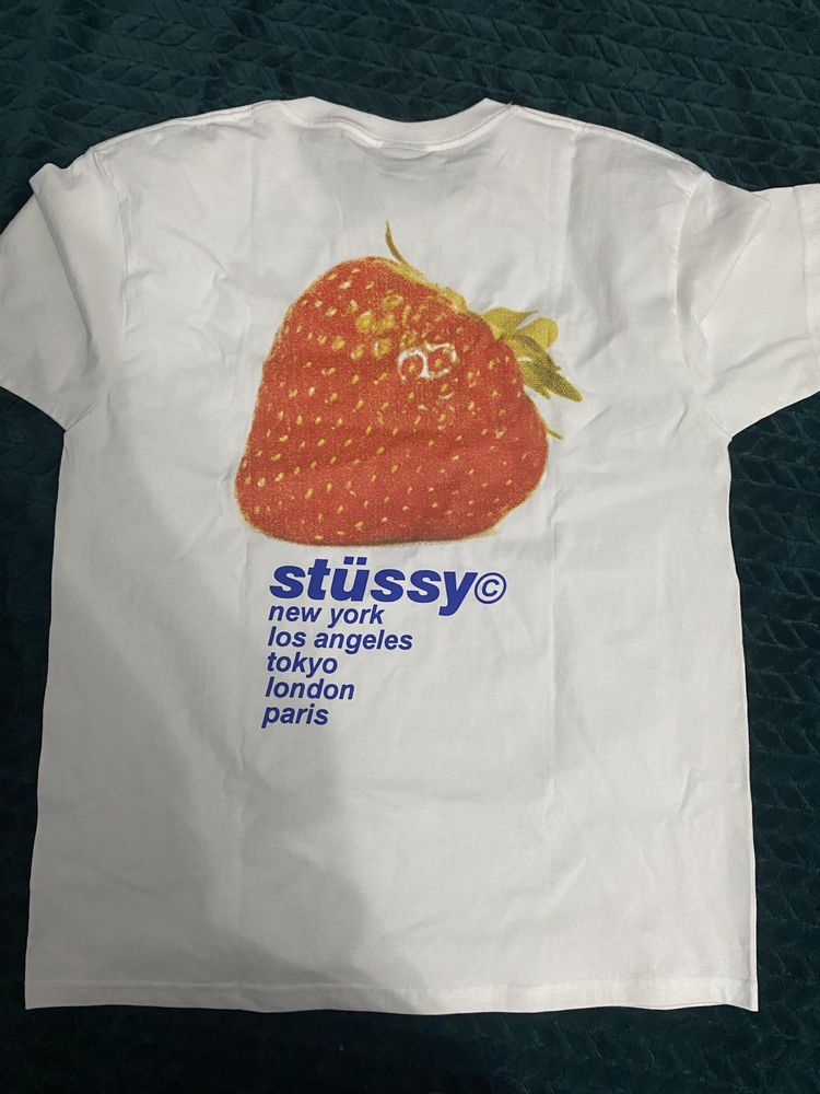 Stussy strawberry tee