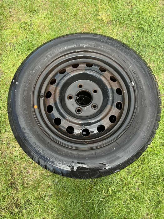 Opony wielosezonowe Catchfors/Windforce z felgami stalowymi