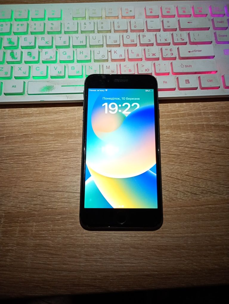 Iphone 8 plus в хорошому стані