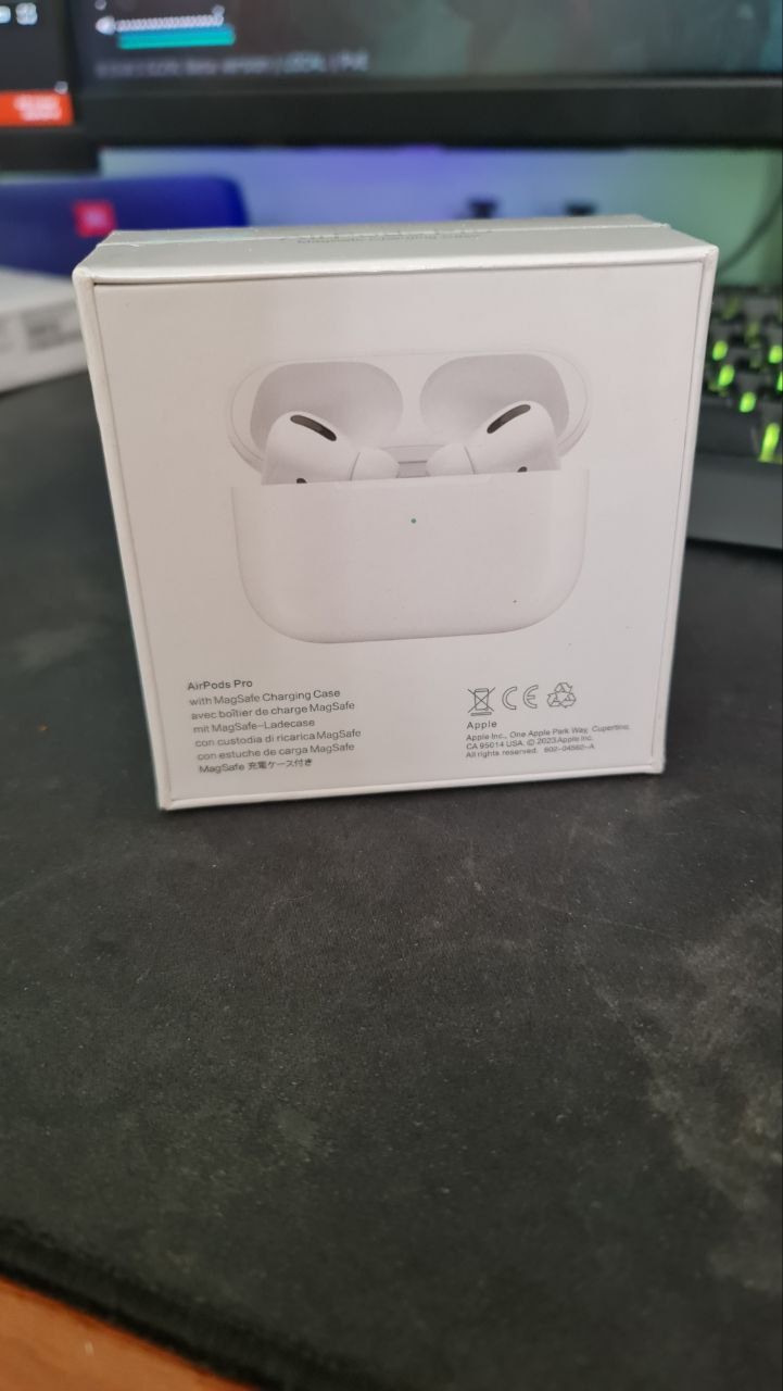 Абсолютно нові навушники безпроводні airpods pro