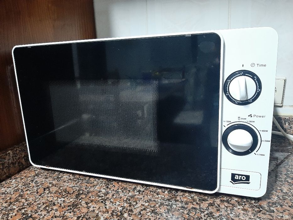 Microondas a trabalhar normalmente