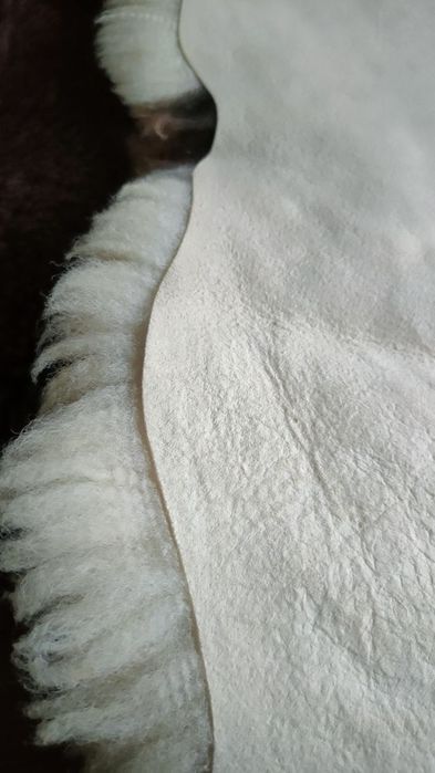 Futro dywan dywanik z futra narzuta na tapczan łóżko sofę miękka