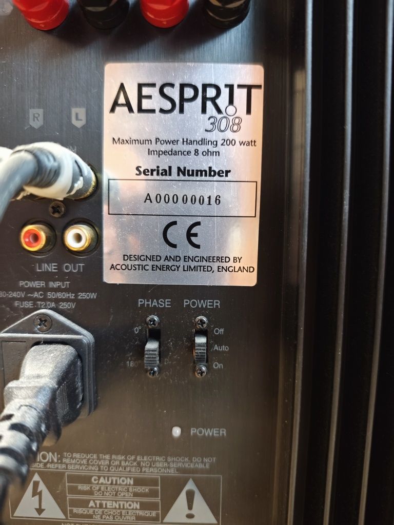 Subwoofer aktywny Acoustic Energy Aesprit 308 200W rms