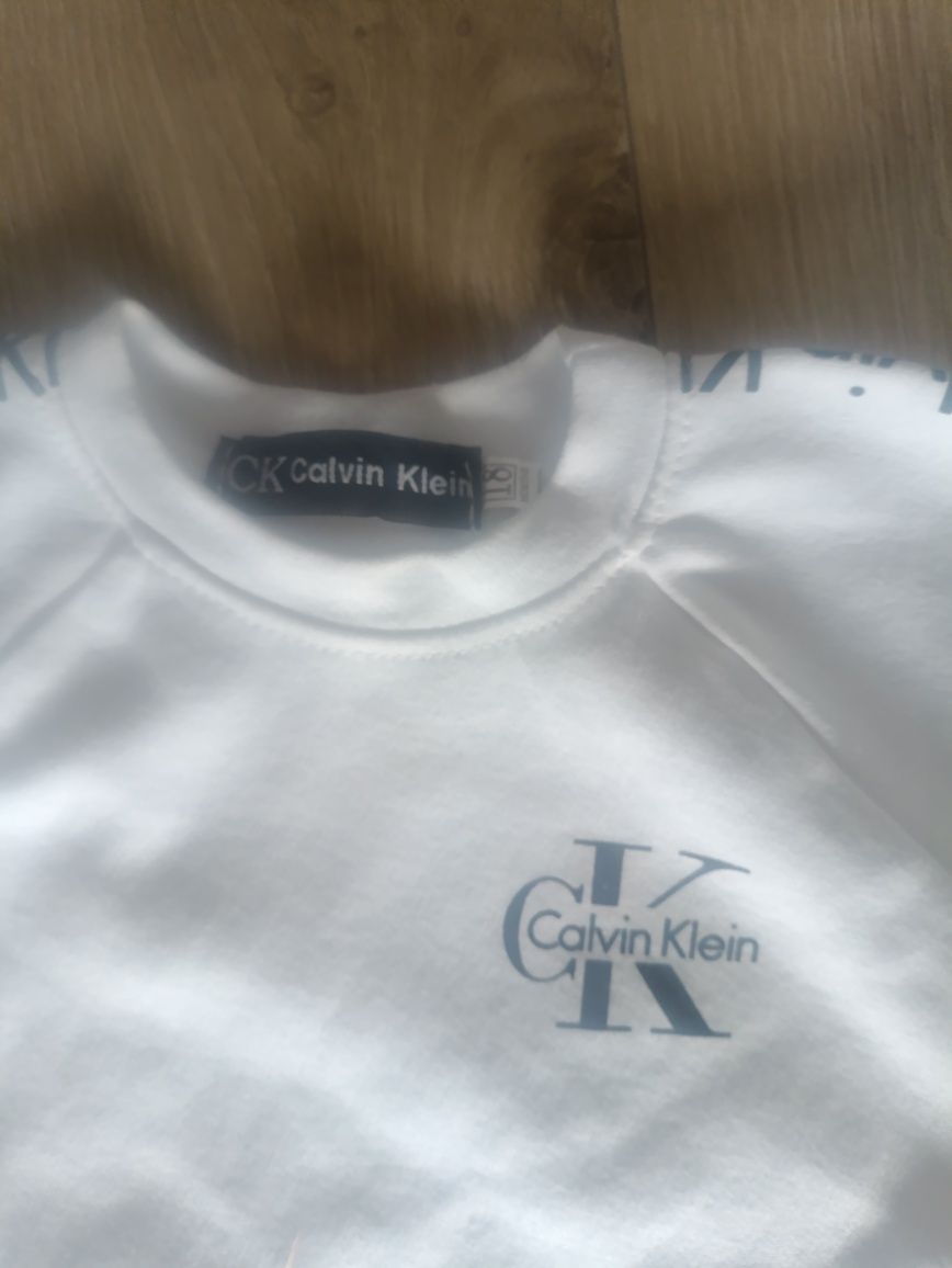 Dres Calvin Klein dziewczynka