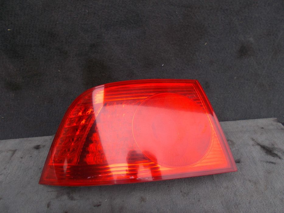 vw PHAETON 3.2 v6 02r lampa tył tylna lewa prawa