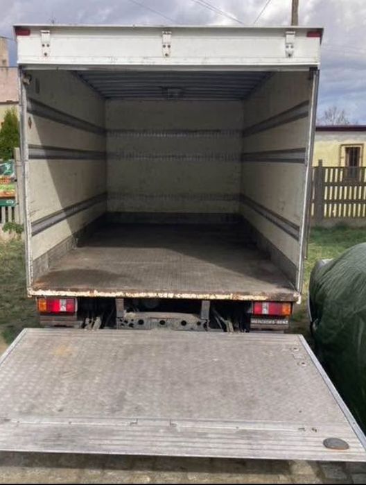 Kontener z Mercedes Vario na garaż lub działkę