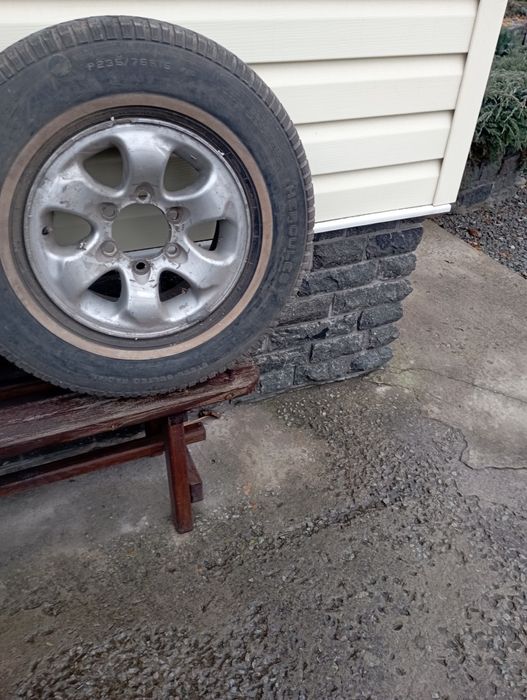 Продам 2 комплекта дисків Міцубісі Паджеро 2