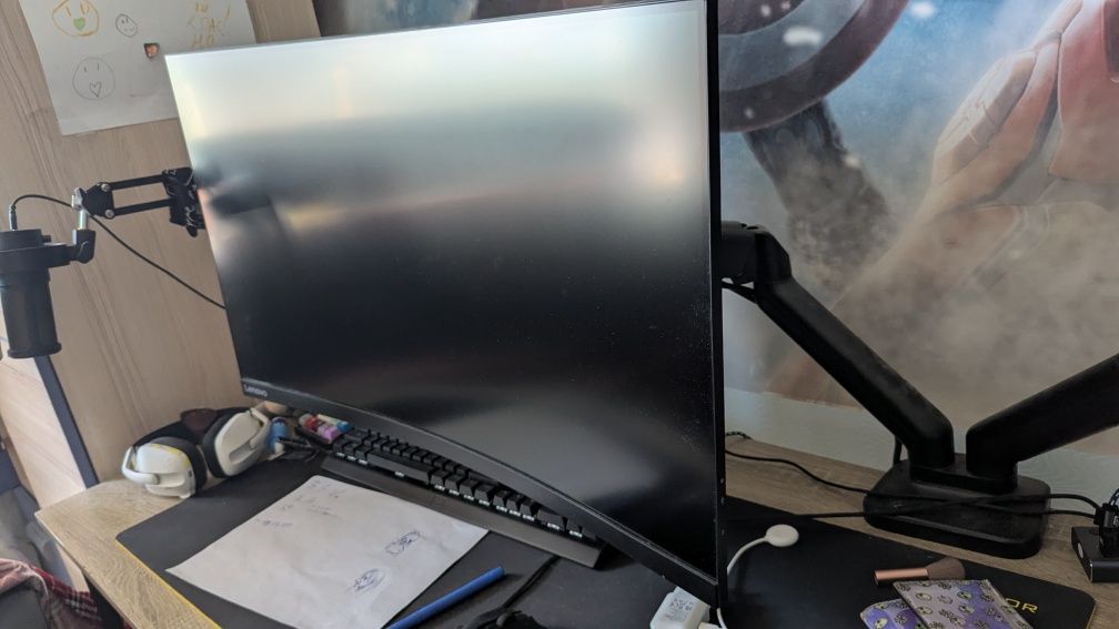 монитор lenovo зі вигнутий31.5