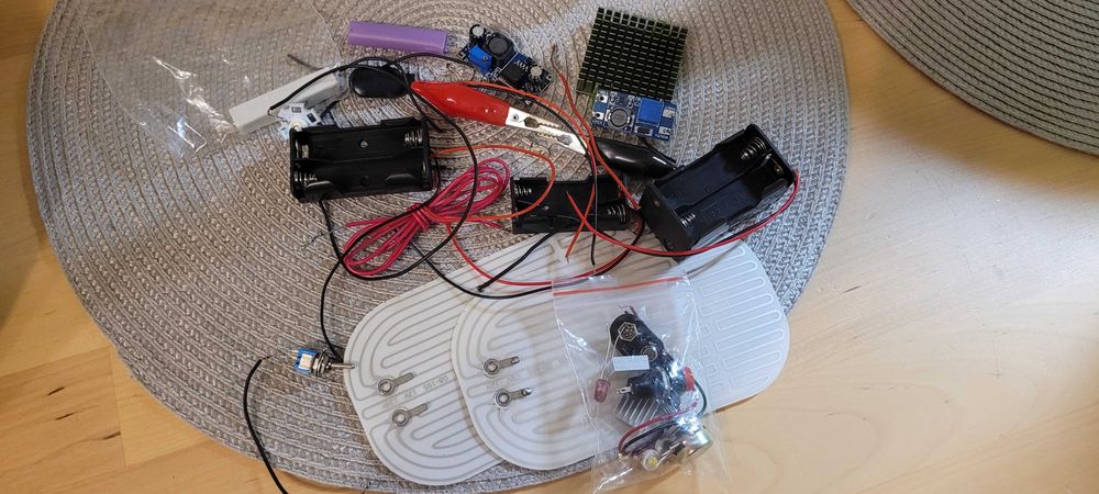 Elektronika - zestaw różnych rzeczy