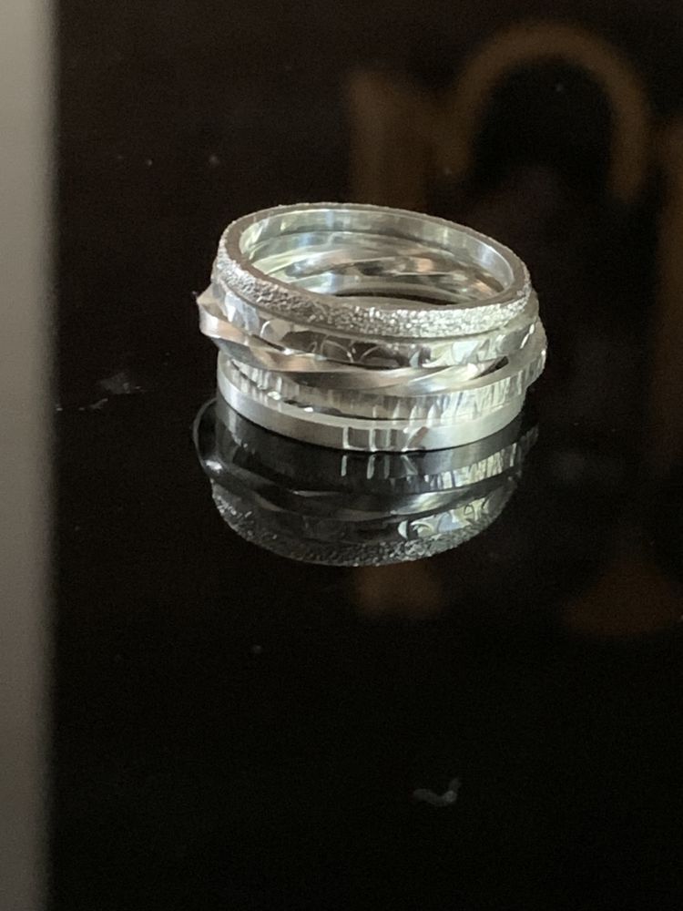 Minimal Rings em prata, artesanal, produção manual.