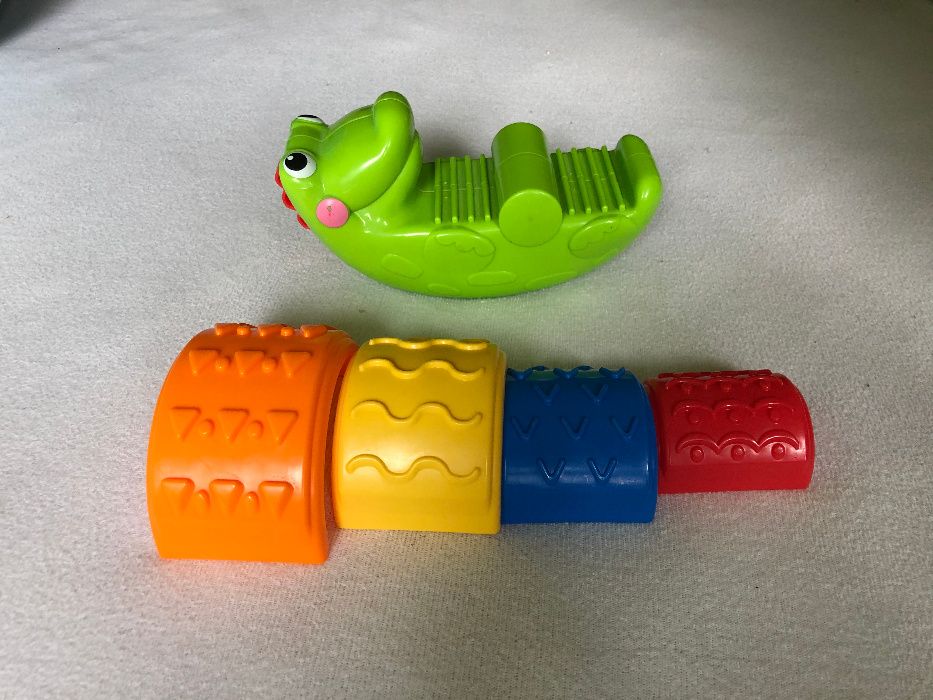 Rozkołysany krokodyl FISHER PRICE stan BDB