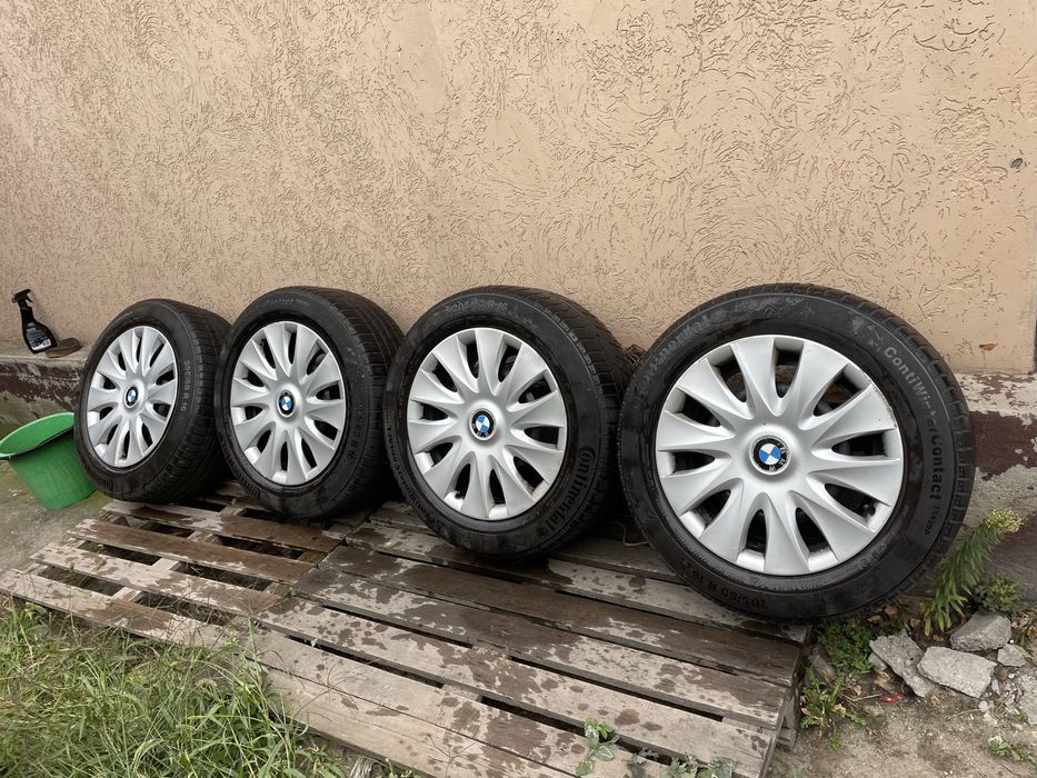 Зимні колеса на BMW R16 . Можу продати й окремо диски з резиною.